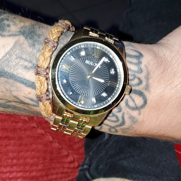 Bulova Other - Bulova real diamond watch comes with box